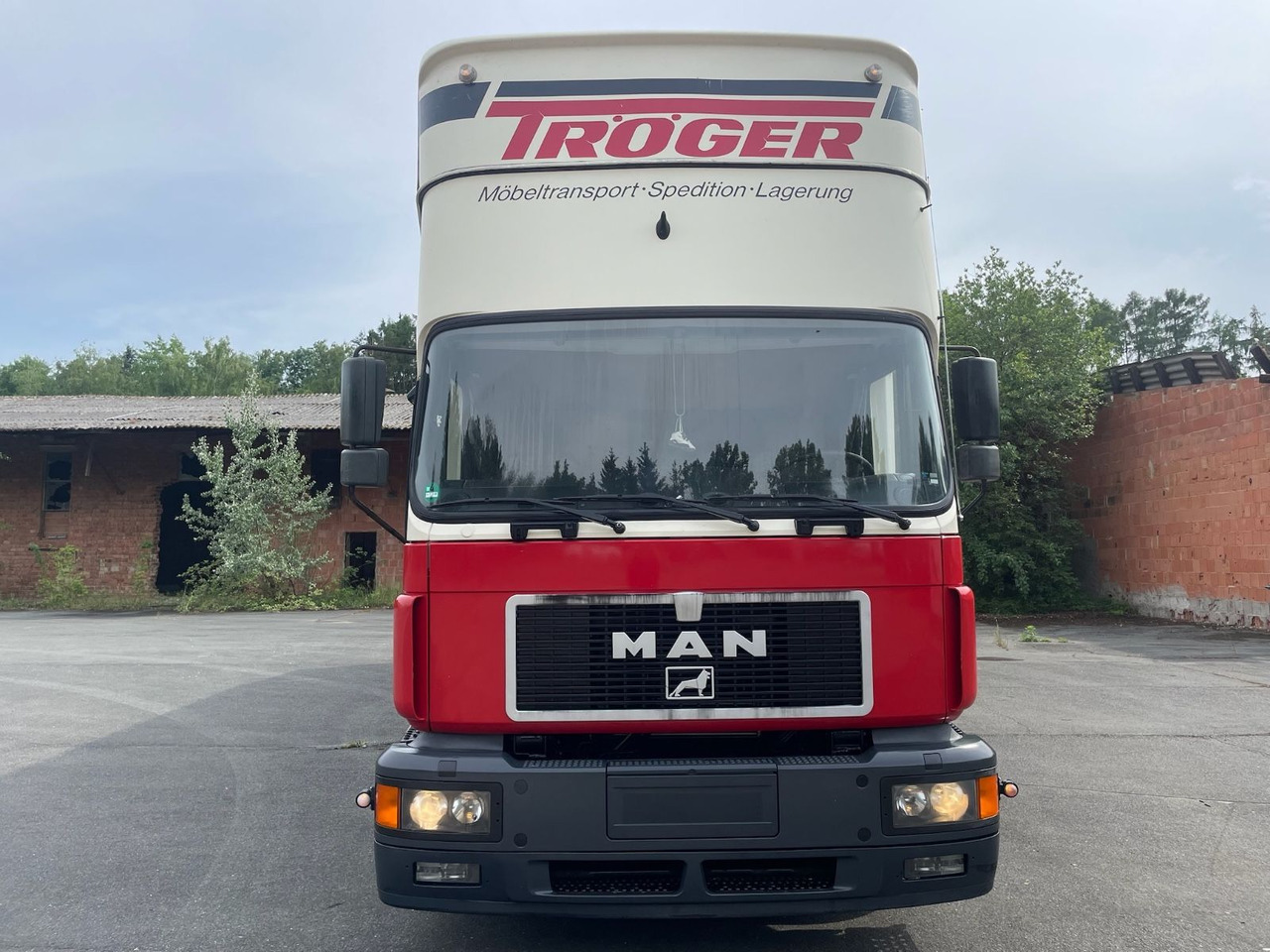 MAN 18.264 M40 Wohnmobil/4xBett/AC/Standheizung/EU2 - Bobil: bilde 2 MAN 18.264 M40 Wohnmobil/4xBett/AC/Standheizung/EU2 - Bobil: bilde 2