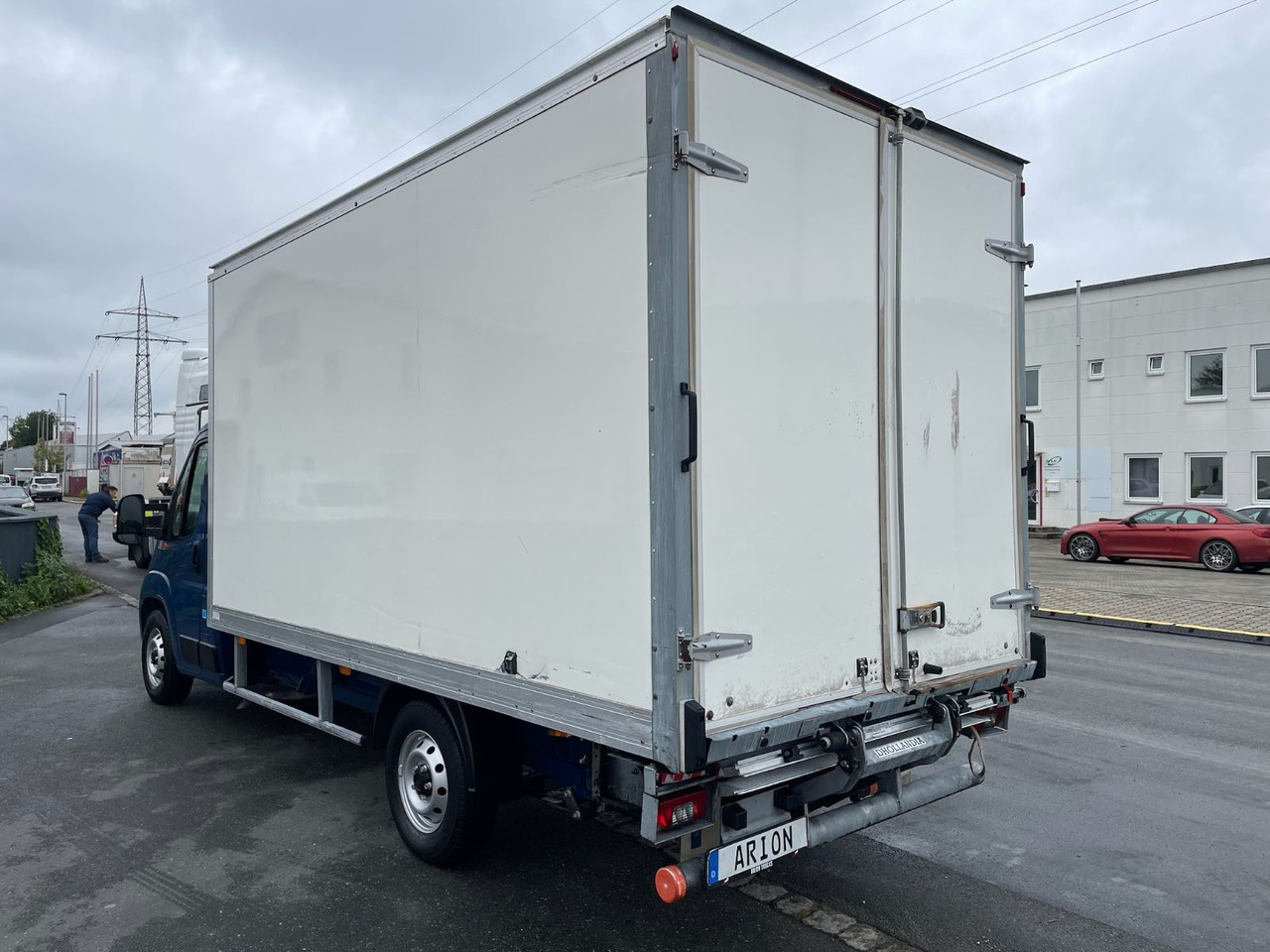 Fiat Ducato Maxi 35 L4H2 Koffer/LBW/AC/NAV/CAM/EU6d - Varebil med skap: bilde 4 Fiat Ducato Maxi 35 L4H2 Koffer/LBW/AC/NAV/CAM/EU6d - Varebil med skap: bilde 4