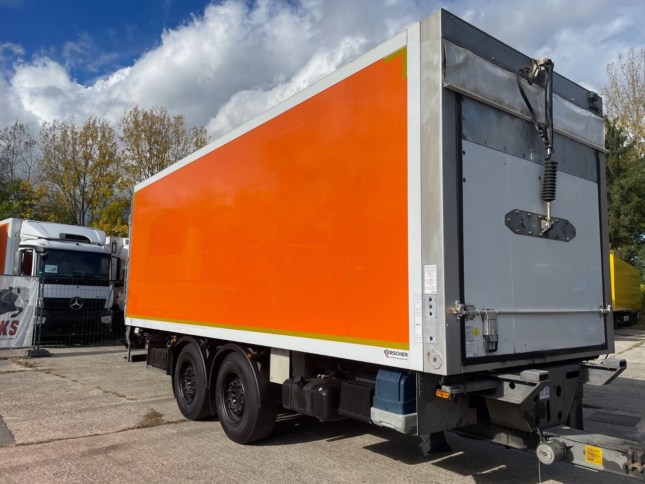 KERSCHER ZAA18 Kühlkoffer/CARRIER/SUPRA900U/LBW - Kjølehenger: bilde 1 KERSCHER ZAA18 Kühlkoffer/CARRIER/SUPRA900U/LBW - Kjølehenger: bilde 1