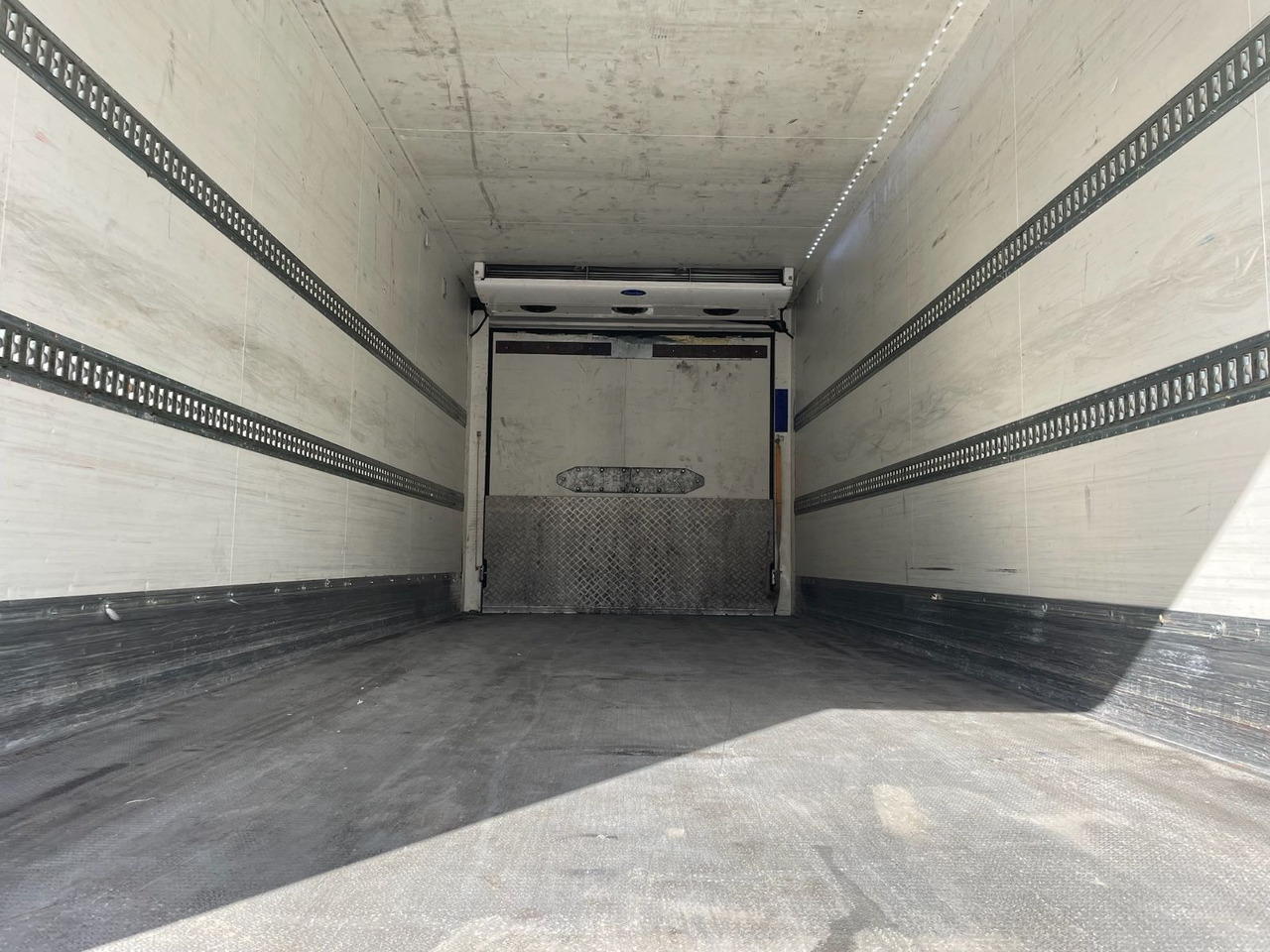 KERSCHER ZAA18 Kühlkoffer/CARRIER/SUPRA900U/LBW - Kjølehenger: bilde 5 KERSCHER ZAA18 Kühlkoffer/CARRIER/SUPRA900U/LBW - Kjølehenger: bilde 5