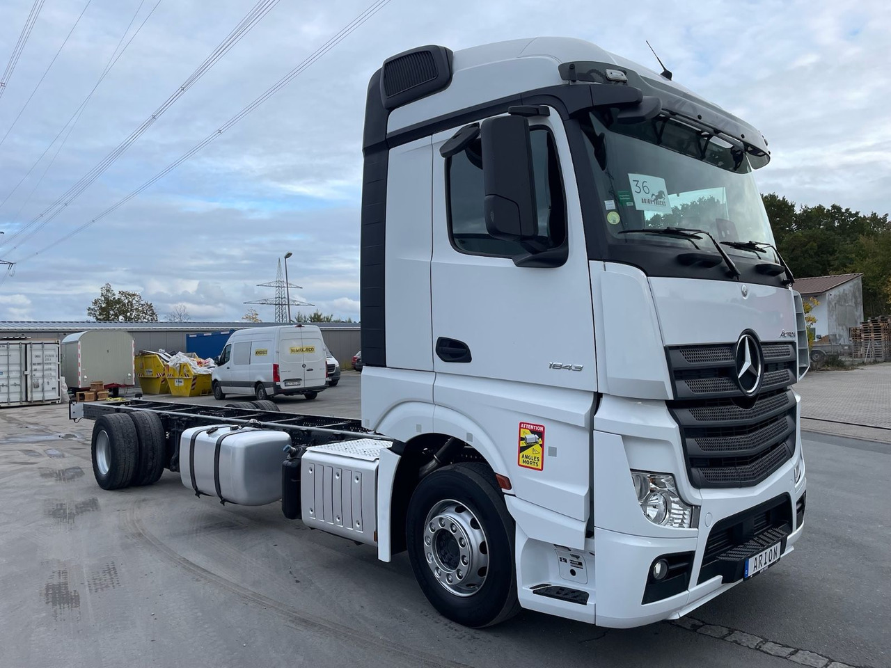 Mercedes-Benz Actros 4 1843 4x2 Fahrgestell/StandAC/ACC/EU6 - Chassis lastebil: bilde 1 Mercedes-Benz Actros 4 1843 4x2 Fahrgestell/StandAC/ACC/EU6 - Chassis lastebil: bilde 1