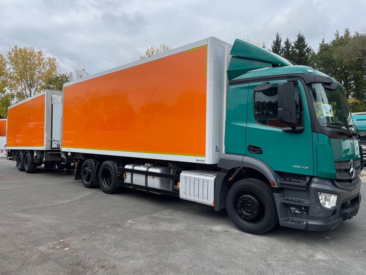 Mercedes-Benz Antos 2543 6x2 Kühlkoffer/CARRIER/NLA/LBW/AC/EU6 - Lastebil med kjøl: bilde 1 Mercedes-Benz Antos 2543 6x2 Kühlkoffer/CARRIER/NLA/LBW/AC/EU6 - Lastebil med kjøl: bilde 1