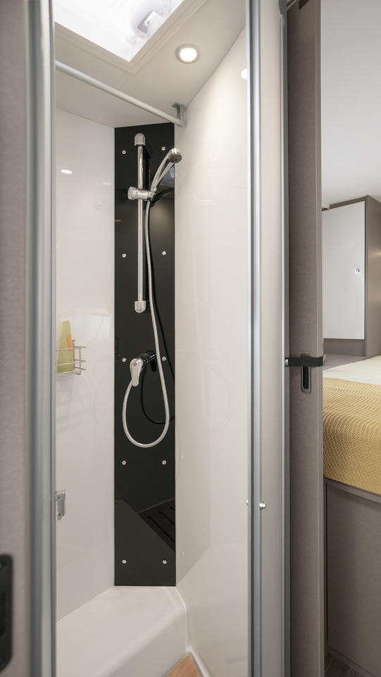 Ny Halvintegrert bobil Etrusco T 7.3 QCF: bilde 30