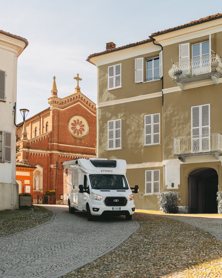 Etrusco T 7.3 QCF - Halvintegrert bobil: bilde 4 Etrusco T 7.3 QCF - Halvintegrert bobil: bilde 4