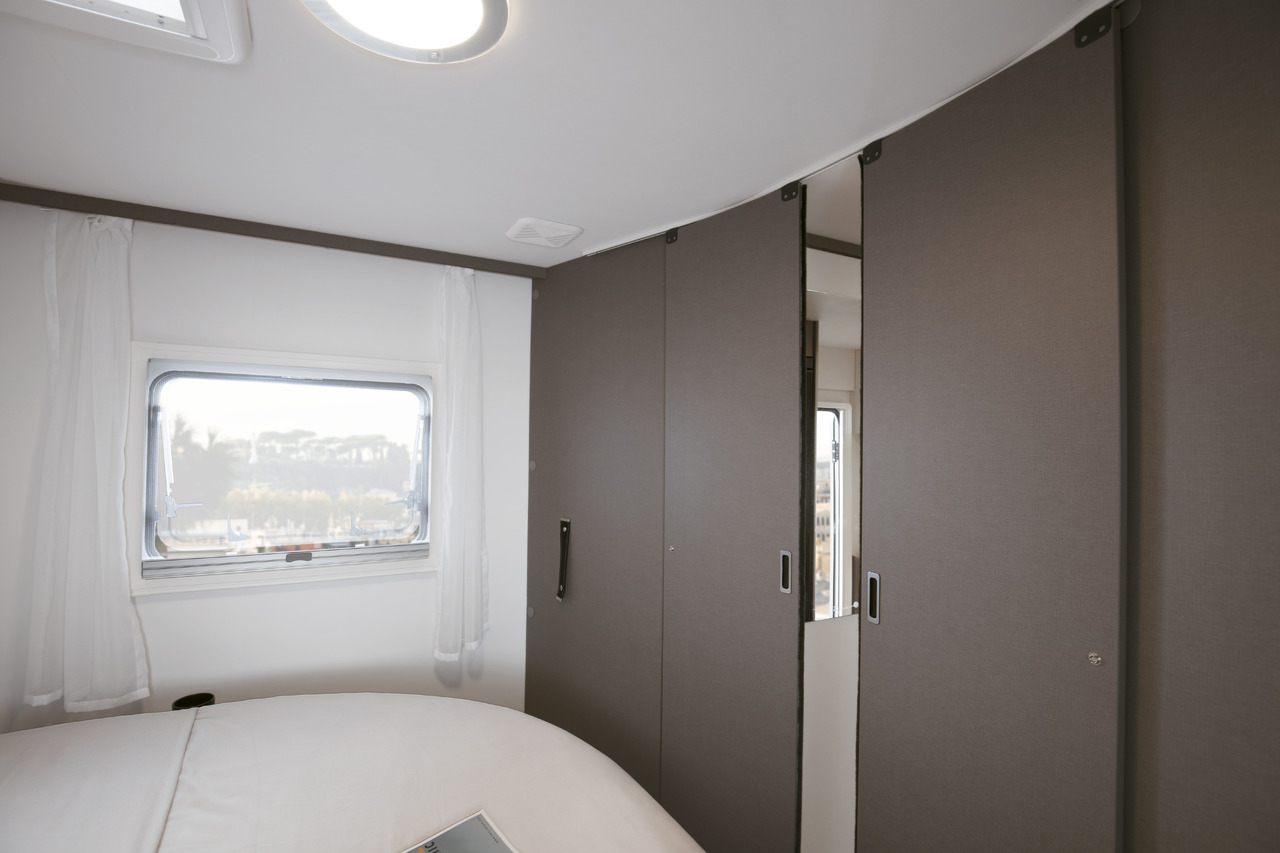 Ny Halvintegrert bobil Etrusco T 7.3 QCF: bilde 26