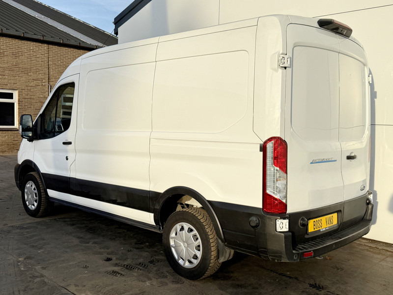 Ford E-Transit 390 75kWh 184PK 390 Elektrisch 75kWh 334km WLTP BEV Snelladen L2H2 Climate Control Tachograaf Carplay 360° Camera Stoelverwarming Parkeersensoren voor achter Laadkabel - Kassebil, Elektrisk varebil: bilde 2 Ford E-Transit 390 75kWh 184PK 390 Elektrisch 75kWh 334km WLTP BEV Snelladen L2H2 Climate Control Tachograaf Carplay 360° Camera Stoelverwarming Parkeersensoren voor achter Laadkabel - Kassebil, Elektrisk varebil: bilde 2