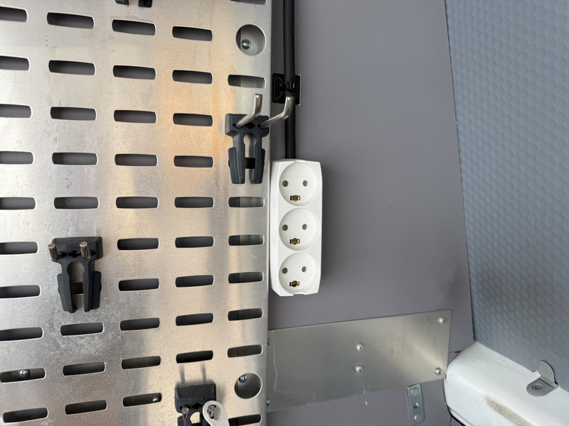 Små varebil Ford Transit Custom 340 1.0 EcoBoost PHEV 130PK PHEV Benzine Plug In Hybride Automaat Inbouw Airco Cruise Control Parkeersensoren voor achter: bilde 15 Små varebil Ford Transit Custom 340 1.0 EcoBoost PHEV 130PK PHEV Benzine Plug In Hybride Automaat Inbouw Airco Cruise Control Parkeersensoren voor achter: bilde 15