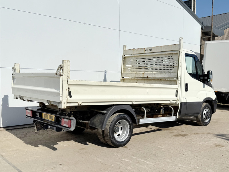 Iveco Daily 35C12 2.3 Kipper Dubbellucht Trekhaak Airco Cruise Control Lucht Geveerde Stoel - Varebil med tipp: bilde 4 Iveco Daily 35C12 2.3 Kipper Dubbellucht Trekhaak Airco Cruise Control Lucht Geveerde Stoel - Varebil med tipp: bilde 4