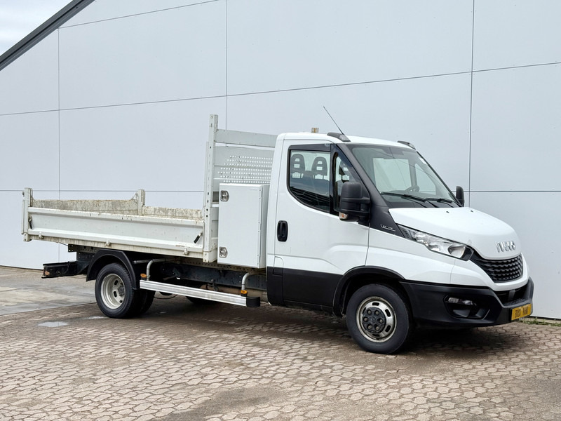 Iveco Daily 35C12 2.3 L3 Kipper Dubbellucht 3.5t Trekhaak Airco Cruise Control Lucht Geveerde Stoel - Varebil med tipp: bilde 5 Iveco Daily 35C12 2.3 L3 Kipper Dubbellucht 3.5t Trekhaak Airco Cruise Control Lucht Geveerde Stoel - Varebil med tipp: bilde 5