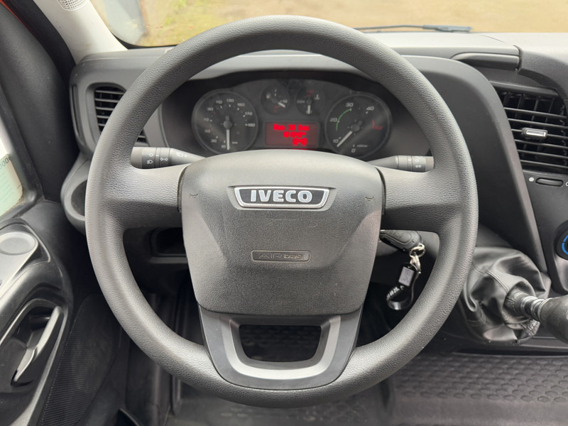 Leie Iveco Daily 35C15 Open Laadbak 3.5t Trekhaak Laadklep Pritische Pick up Iveco Daily 35C15 Open Laadbak 3.5t Trekhaak Laadklep Pritische Pick up: bilde 16
