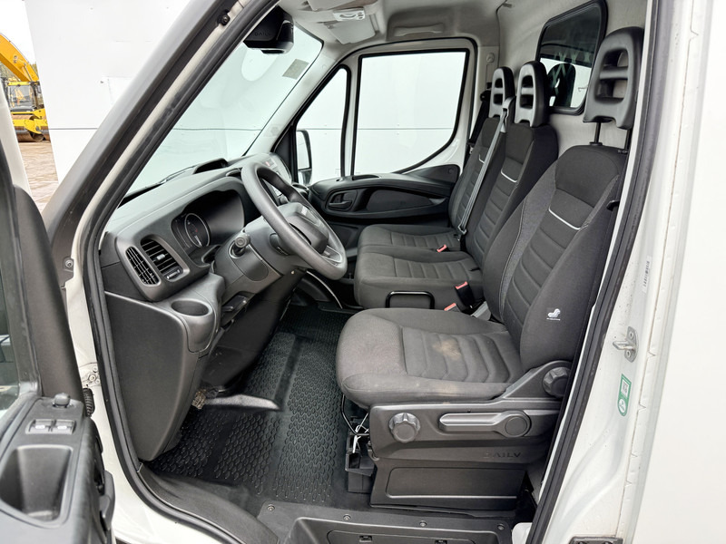 Iveco Daily 35S16 2.3 Automaat L4H2 Airco Climate Control - Kassebil: bilde 5 Iveco Daily 35S16 2.3 Automaat L4H2 Airco Climate Control - Kassebil: bilde 5