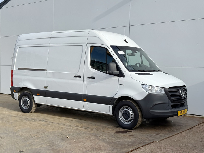 Mercedes-Benz eSprinter 312 55kWh ALL-IN PRIJS L2H2 55kWh 168km WLTP 80kw Snelladen Climate Control Stoelverwarming - Kassebil, Elektrisk varebil: bilde 4 Mercedes-Benz eSprinter 312 55kWh ALL-IN PRIJS L2H2 55kWh 168km WLTP 80kw Snelladen Climate Control Stoelverwarming - Kassebil, Elektrisk varebil: bilde 4