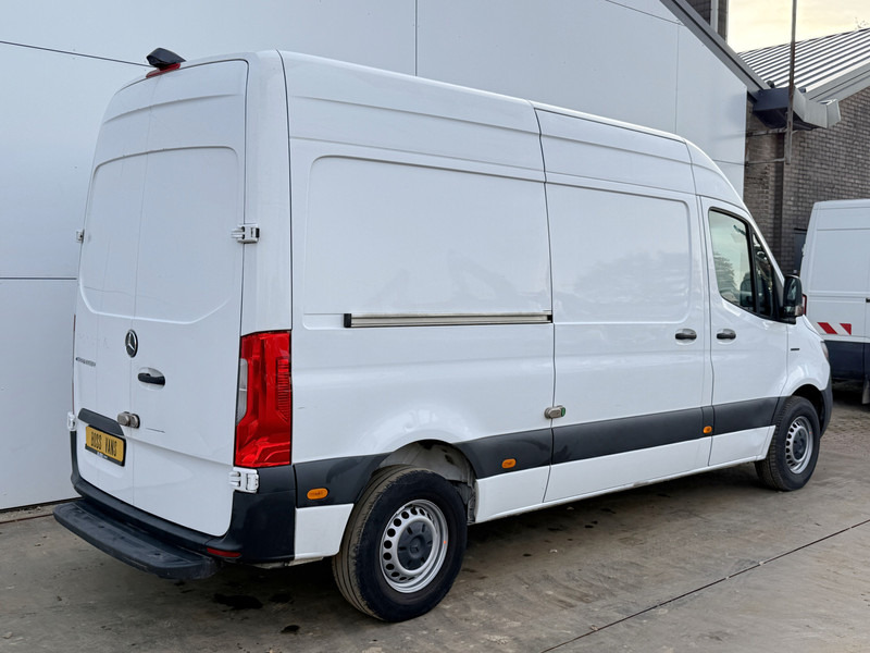 Mercedes-Benz eSprinter 312 ALL-IN PRIJS L2H2 55kWh 168km WLTP 80kw Snelladen Climate Control Stoelverwarming - Kassebil, Elektrisk varebil: bilde 3 Mercedes-Benz eSprinter 312 ALL-IN PRIJS L2H2 55kWh 168km WLTP 80kw Snelladen Climate Control Stoelverwarming - Kassebil, Elektrisk varebil: bilde 3