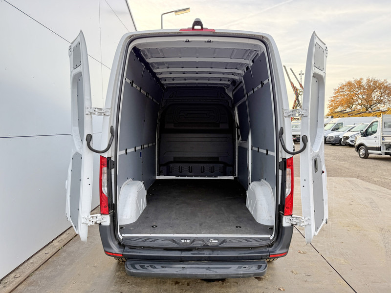 Kassebil, Elektrisk varebil Mercedes-Benz eSprinter 312 L2H2 100% Elektrisch 55kWh 168km WLTP 80kw Snelladen Climate Control Camera Stoelverwarming: bilde 11 Kassebil, Elektrisk varebil Mercedes-Benz eSprinter 312 L2H2 100% Elektrisch 55kWh 168km WLTP 80kw Snelladen Climate Control Camera Stoelverwarming: bilde 11