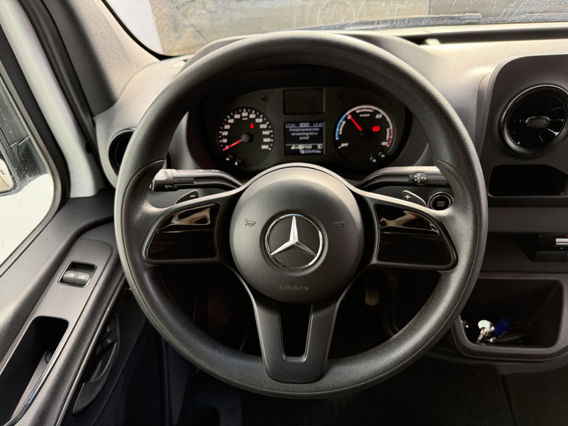 Kassebil, Elektrisk varebil Mercedes-Benz eSprinter 312 L2H2 100% Elektrisch 55kWh 168km WLTP 80kw Snelladen Climate Control Camera Stoelverwarming: bilde 19 Kassebil, Elektrisk varebil Mercedes-Benz eSprinter 312 L2H2 100% Elektrisch 55kWh 168km WLTP 80kw Snelladen Climate Control Camera Stoelverwarming: bilde 19