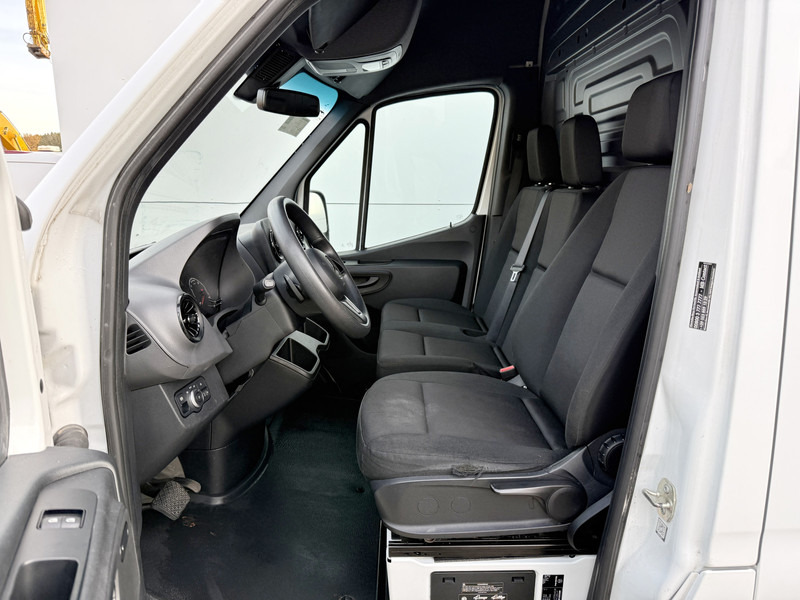 Kassebil, Elektrisk varebil Mercedes-Benz eSprinter 312 L2H2 100% Elektrisch 55kWh 168km WLTP 80kw Snelladen Climate Control Camera Stoelverwarming: bilde 7 Kassebil, Elektrisk varebil Mercedes-Benz eSprinter 312 L2H2 100% Elektrisch 55kWh 168km WLTP 80kw Snelladen Climate Control Camera Stoelverwarming: bilde 7