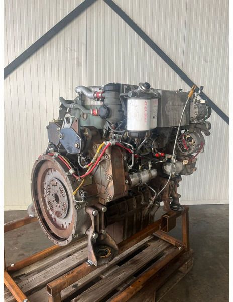 Liebherr A904 Li/A904C Li/R904/R904C - Motor: bilde 1 Liebherr A904 Li/A904C Li/R904/R904C - Motor: bilde 1