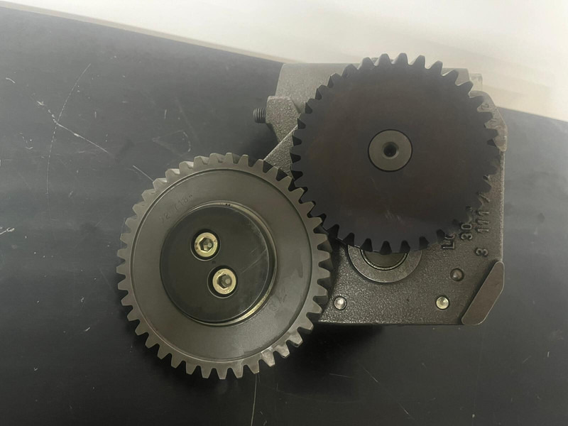 Liebherr P964 , R974 ,R964 - Oljepumpe: bilde 3 Liebherr P964 , R974 ,R964 - Oljepumpe: bilde 3