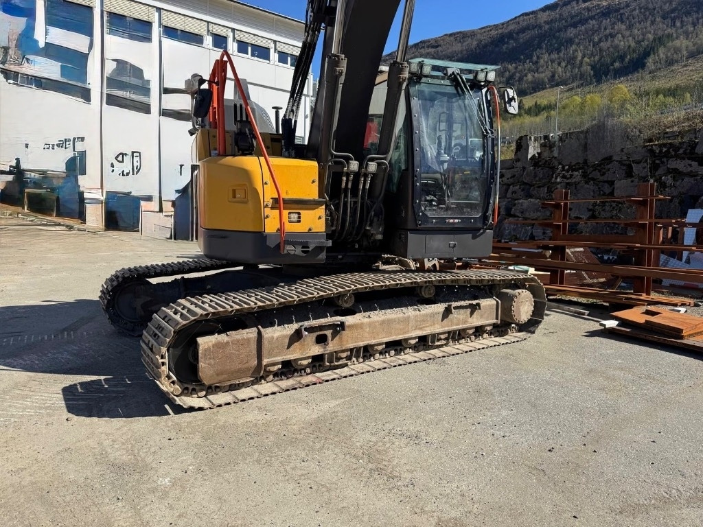 Volvo ECR 235 E - Beltegraver: bilde 4 Volvo ECR 235 E - Beltegraver: bilde 4