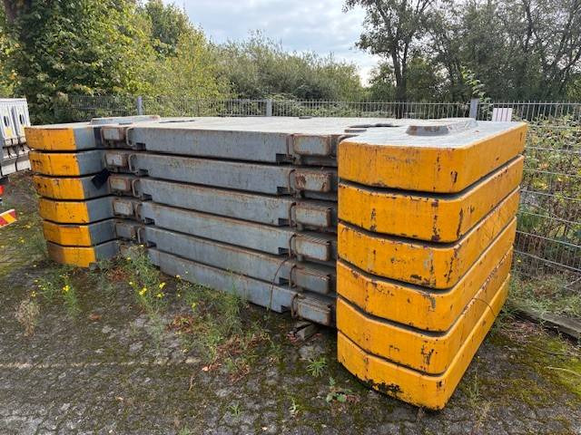 Liebherr Counterweight plates Liebherr LTM 1300/1 - Lastebilkran for Bygg og anlegg: bilde 1 Liebherr Counterweight plates Liebherr LTM 1300/1 - Lastebilkran for Bygg og anlegg: bilde 1