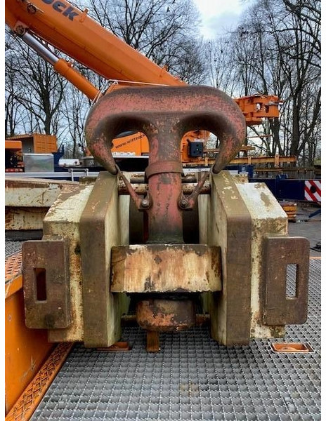 Terex Demag 160t hook block 5-sheave CC2800 / TC2800 - Lastebilkran for Bygg og anlegg: bilde 3 Terex Demag 160t hook block 5-sheave CC2800 / TC2800 - Lastebilkran for Bygg og anlegg: bilde 3