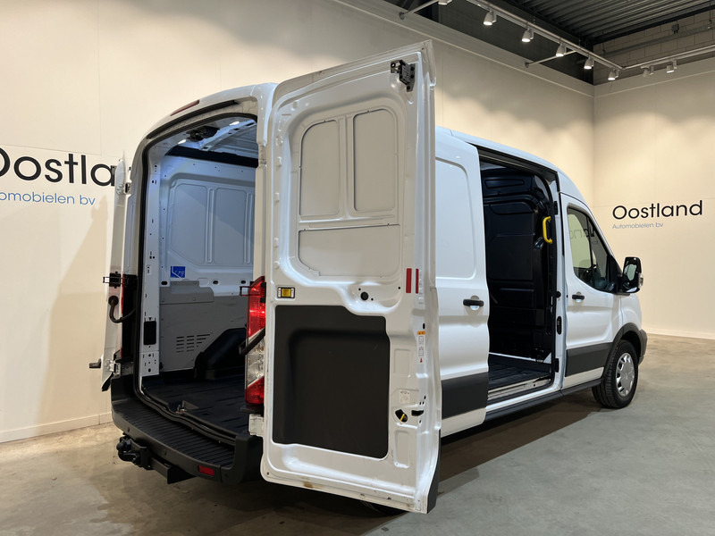 Ford Transit 2.0 TDCI L2H2 130 PK Trend / Euro 6 / Airco / Cruise Control / Trekhaak / PDC / 3-Zits / 42.300 KM !! BPM VRIJ !! - Kassebil: bilde 4 Ford Transit 2.0 TDCI L2H2 130 PK Trend / Euro 6 / Airco / Cruise Control / Trekhaak / PDC / 3-Zits / 42.300 KM !! BPM VRIJ !! - Kassebil: bilde 4