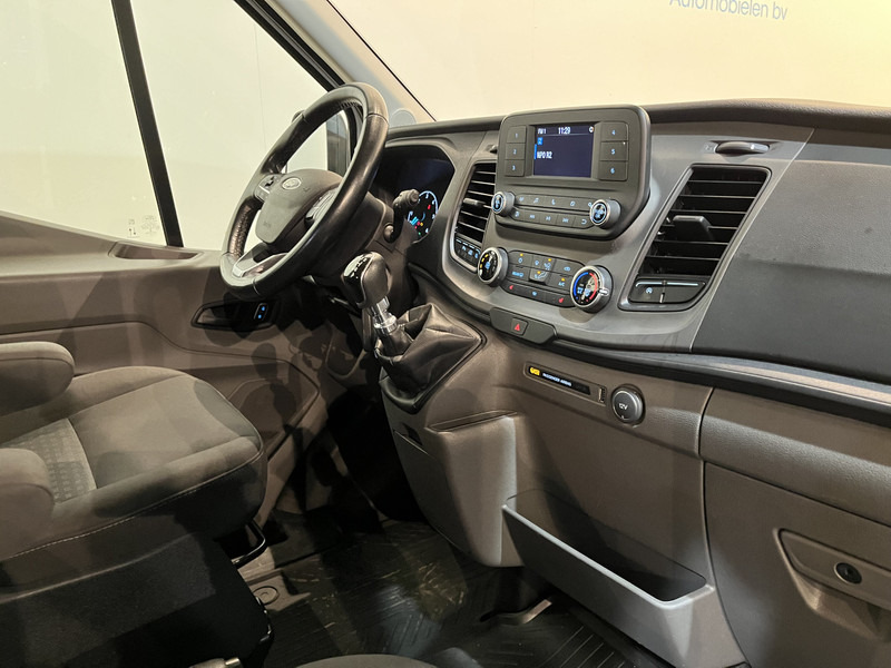 Ford Transit 350 2.0 TDCI L3H2 Trend 130 PK DC Dubbel Cabine / Euro 6 / Airco / Schuifdeur L + R / Cruise Control / Trekhaak / Camera / BPM VRIJ !! - Kassebil, Varebil med dobbelt førerhus: bilde 3 Ford Transit 350 2.0 TDCI L3H2 Trend 130 PK DC Dubbel Cabine / Euro 6 / Airco / Schuifdeur L + R / Cruise Control / Trekhaak / Camera / BPM VRIJ !! - Kassebil, Varebil med dobbelt førerhus: bilde 3