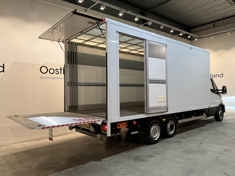 Iveco Daily 35S18 3.0 BE Clixtar Automaat Bakwagen met Laadklep / Laadvermogen 3.060 KG / Euro 6 / Luchtvering / Airco / Camera / CarPlay / Cruise Control / 91.000 KM !! - Varebil med skap: bilde 2 Iveco Daily 35S18 3.0 BE Clixtar Automaat Bakwagen met Laadklep / Laadvermogen 3.060 KG / Euro 6 / Luchtvering / Airco / Camera / CarPlay / Cruise Control / 91.000 KM !! - Varebil med skap: bilde 2