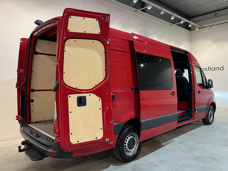 Mercedes-Benz Sprinter 317 CDI L3H2 DC Dubbel Cabine RWD Automaat / Euro 6 / Airco / Trekhaak 3500 KG / Cruise Control / Camera / CarPlay / Leder / 8.200 KM !! / BPM VRIJ !! - Kassebil, Varebil med dobbelt førerhus: bilde 4 Mercedes-Benz Sprinter 317 CDI L3H2 DC Dubbel Cabine RWD Automaat / Euro 6 / Airco / Trekhaak 3500 KG / Cruise Control / Camera / CarPlay / Leder / 8.200 KM !! / BPM VRIJ !! - Kassebil, Varebil med dobbelt førerhus: bilde 4