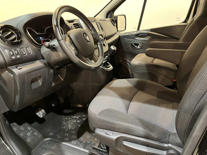Renault Trafic 2.0 dCi 170 PK L2H1 DC Dubbel Cabine / Airco / Schuifdeur L + R / Cruise Control / Camera / Navigatie / Trekhaak / 65.400 KM !! / BPM VRIJ !! - Små varebil, Varebil med dobbelt førerhus: bilde 5 Renault Trafic 2.0 dCi 170 PK L2H1 DC Dubbel Cabine / Airco / Schuifdeur L + R / Cruise Control / Camera / Navigatie / Trekhaak / 65.400 KM !! / BPM VRIJ !! - Små varebil, Varebil med dobbelt førerhus: bilde 5