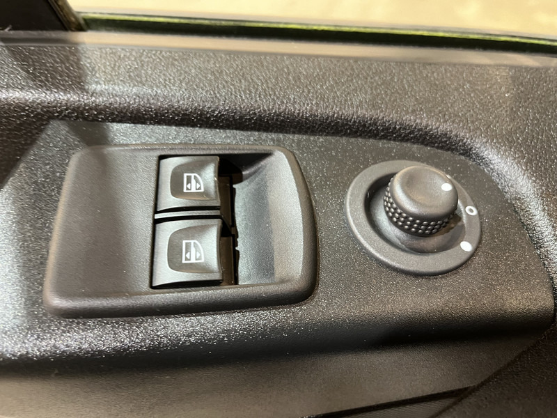 Små varebil Renault Trafic 2.0 dCi L1H1 170 PK Automaat Servicebus / Sortimo Inrichting / Euro 6 / Airco / Cruise Control / Camera / Trekhaak / 3-Zits  / BPM VRIJ !!: bilde 14