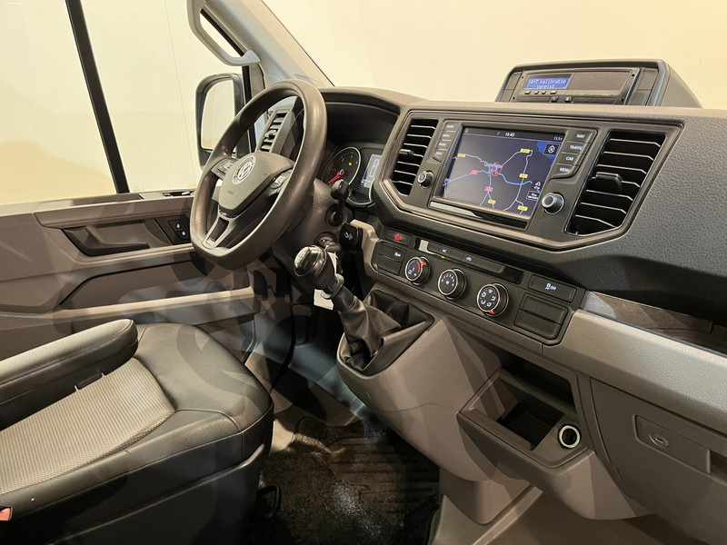 Volkswagen Crafter Crafter 50 TDI 180 PK Open Laadbak / Hiab Kraan / Euro 6 / Airco / Trekhaak 3500 KG / Cruise Control / CarPlay / 51.000 KM !! C-Rijbewijs !! - Varebil med plan, Kranbil: bilde 2 Volkswagen Crafter Crafter 50 TDI 180 PK Open Laadbak / Hiab Kraan / Euro 6 / Airco / Trekhaak 3500 KG / Cruise Control / CarPlay / 51.000 KM !! C-Rijbewijs !! - Varebil med plan, Kranbil: bilde 2