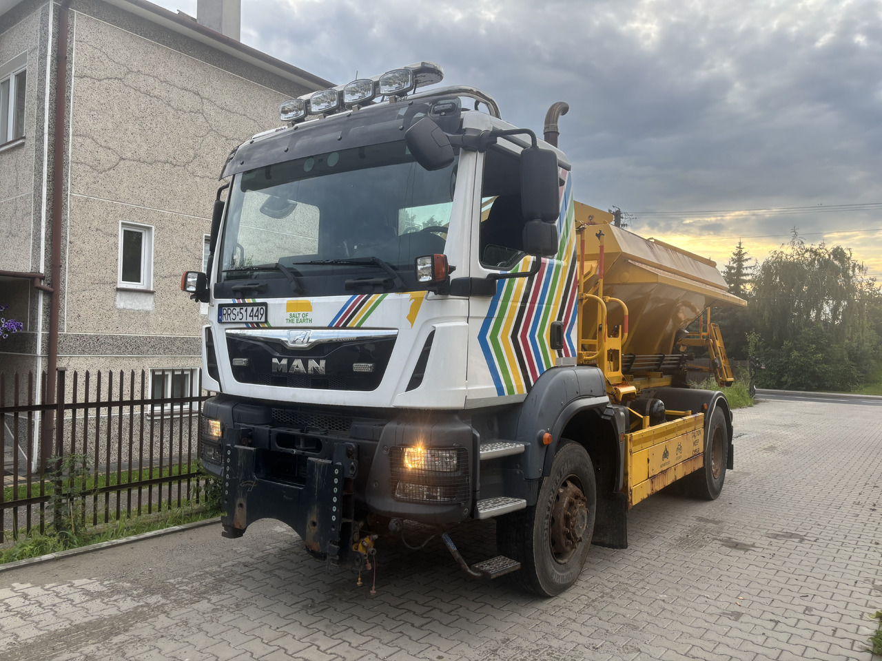 MAN TGM 18.290 4X4 BB GRITTER/SPREADER/PLOUGH - Brøytebil: bilde 1 MAN TGM 18.290 4X4 BB GRITTER/SPREADER/PLOUGH - Brøytebil: bilde 1