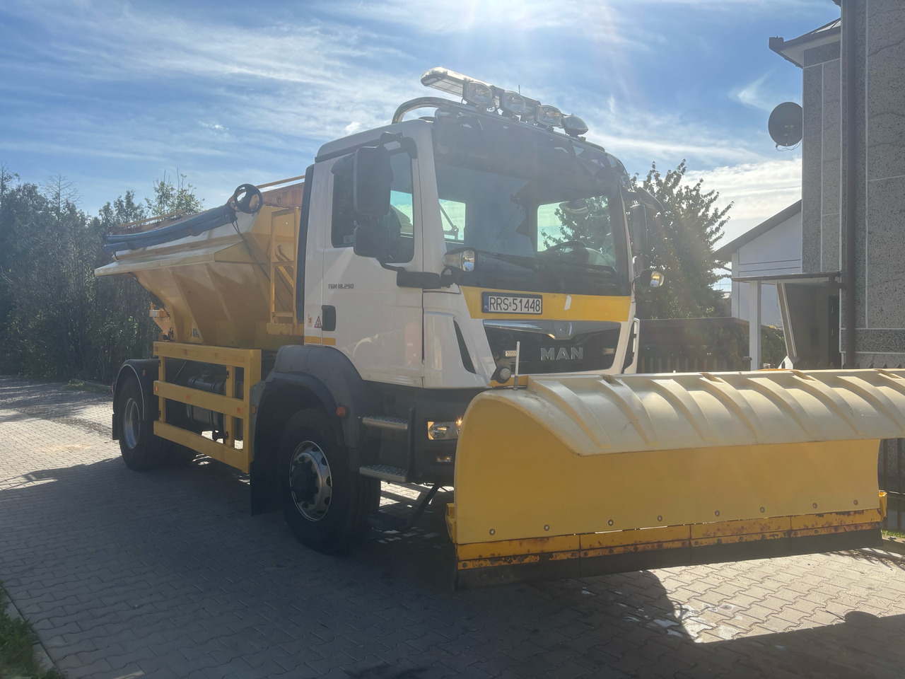 MAN TGM 18.290 4x4 BB GRITTER/SPREADER/PLOUGH - Brøytebil: bilde 2 MAN TGM 18.290 4x4 BB GRITTER/SPREADER/PLOUGH - Brøytebil: bilde 2