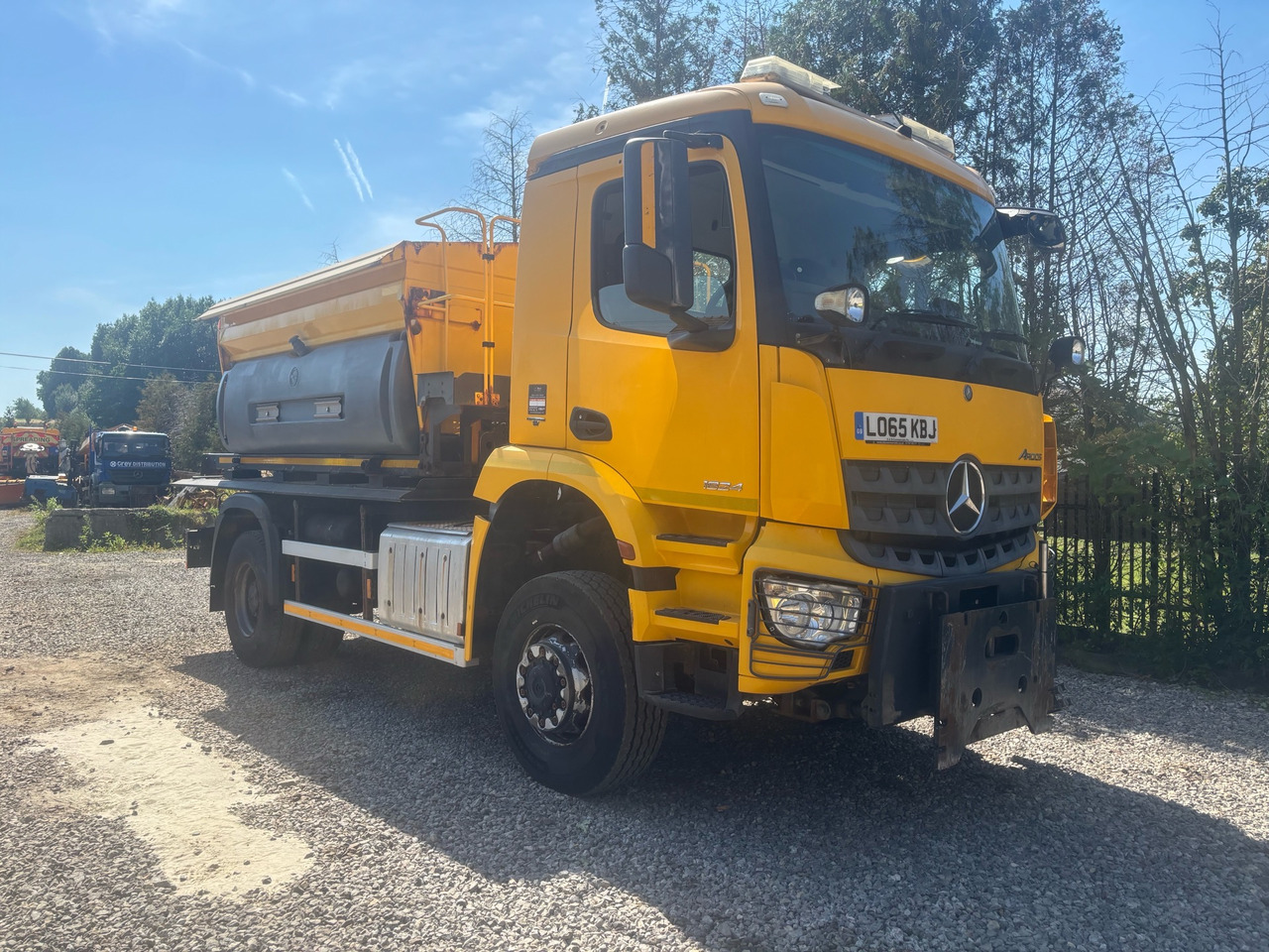 MERCEDES AROCS 1824 4x4BB  GRITTER/SPREADER/PLOUGH - Brøytebil: bilde 1 MERCEDES AROCS 1824 4x4BB  GRITTER/SPREADER/PLOUGH - Brøytebil: bilde 1