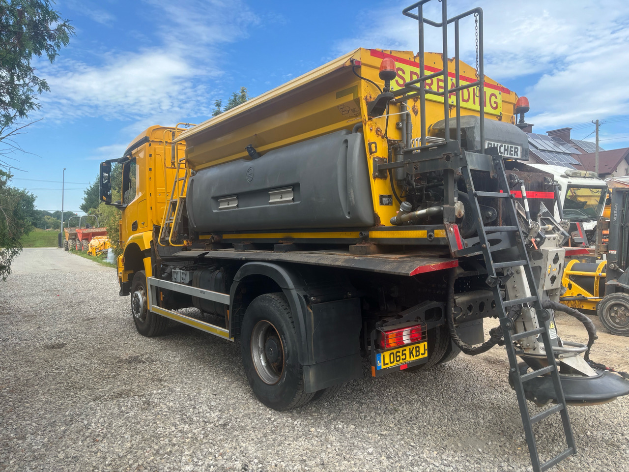Brøytebil MERCEDES AROCS 1824 4x4BB  GRITTER/SPREADER/PLOUGH: bilde 17