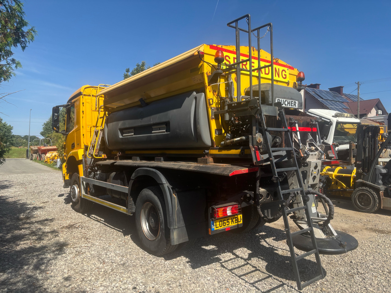 Brøytebil MERCEDES AROCS 1824 4x4BB  GRITTER/SPREADER/PLOUGH: bilde 9