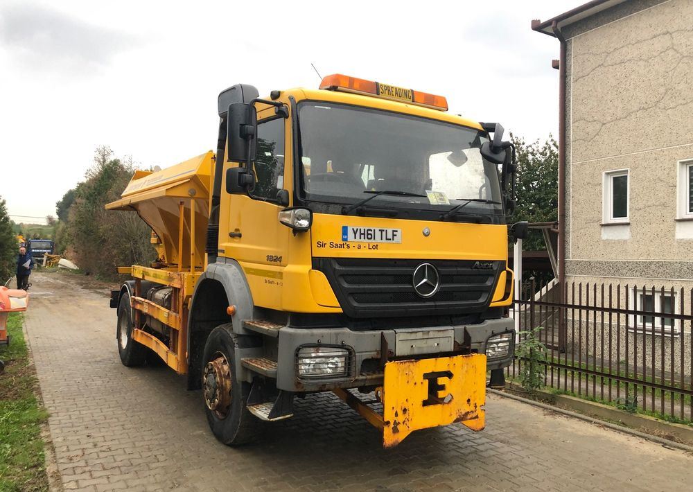 Brøytebil Mercedes-Benz Axor 1824 4x4 piaskarka solarka econ pług 2011 e5: bilde 19