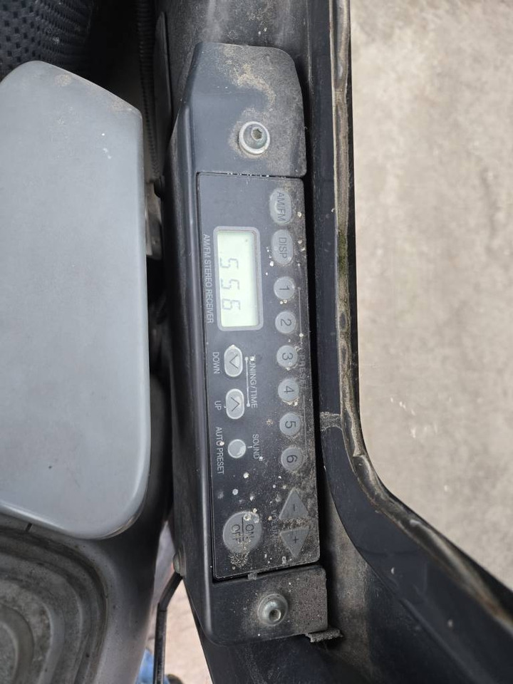 Minigraver Hitachi ZX 38 U-5 A: bilde 17 Minigraver Hitachi ZX 38 U-5 A: bilde 17