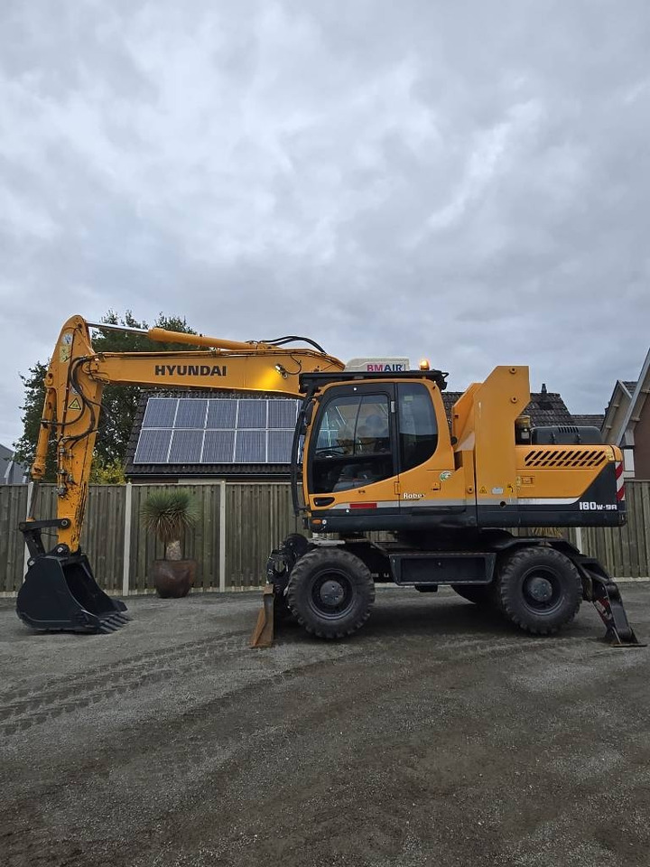 Hyundai R 180W-9A - Hjulgraver: bilde 1 Hyundai R 180W-9A - Hjulgraver: bilde 1