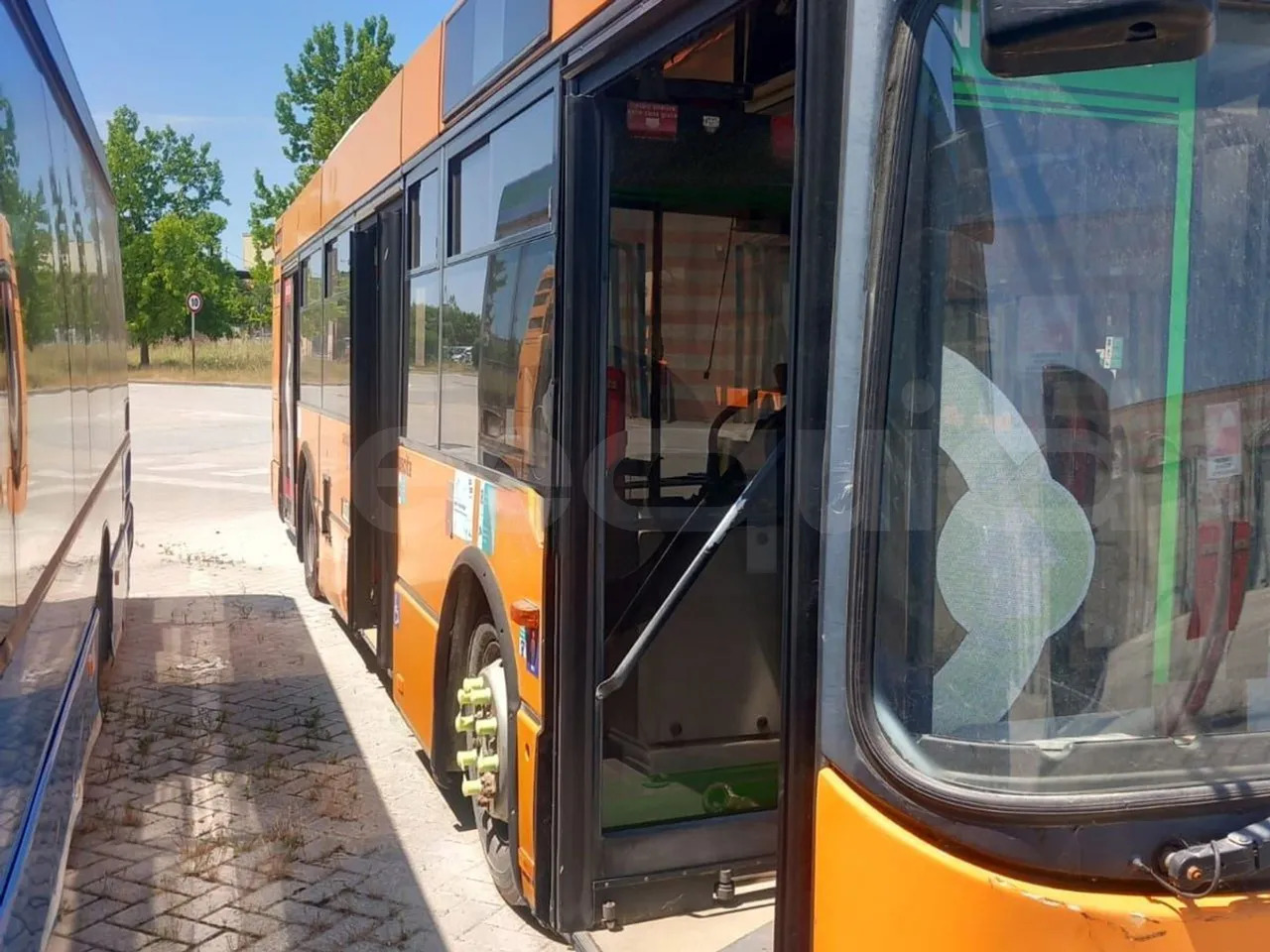 BredaMenarinibus M 240/E3 NU - Bybuss: bilde 4 BredaMenarinibus M 240/E3 NU - Bybuss: bilde 4