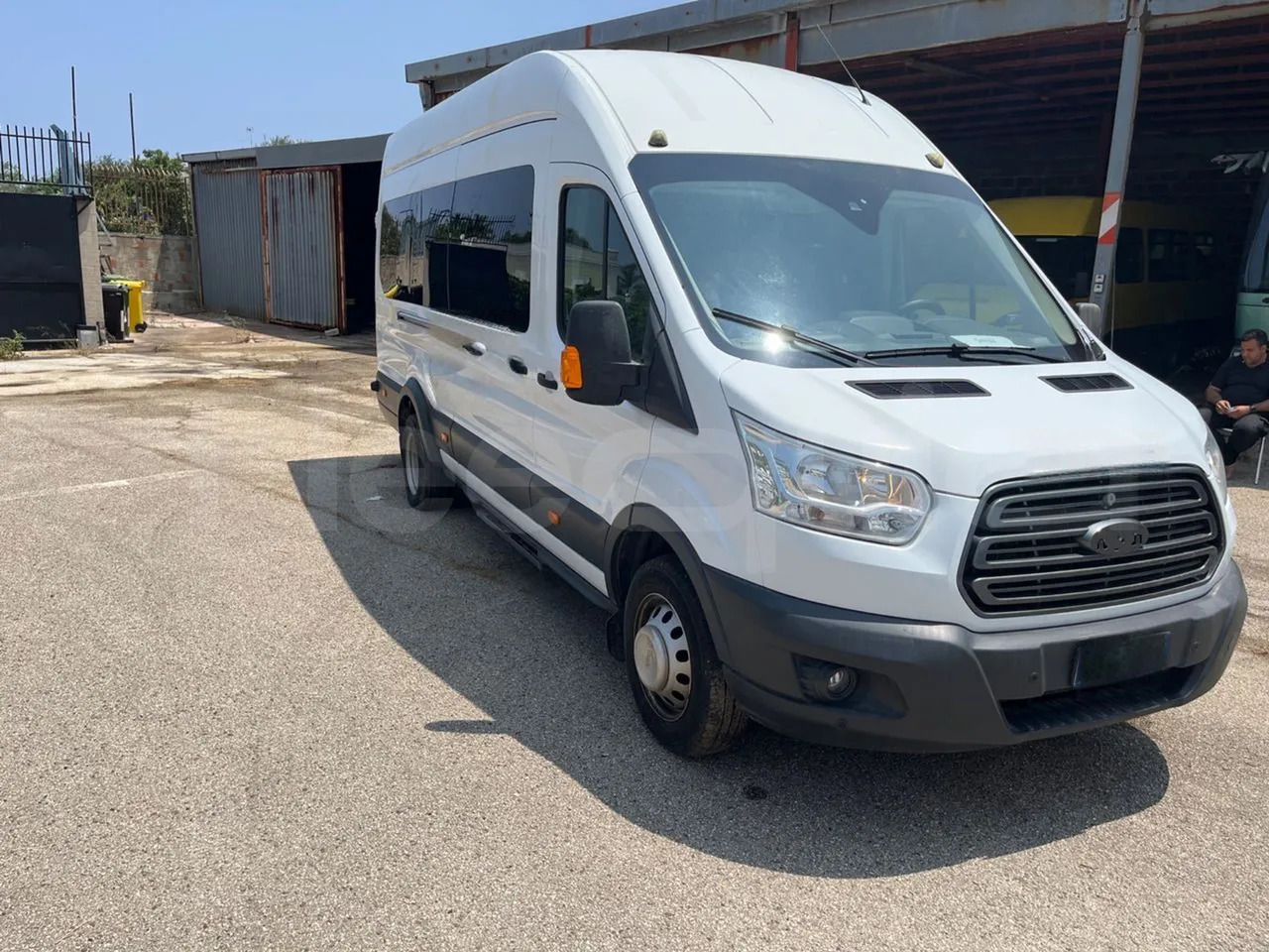 Ford Transit - Minibuss, Persontransport: bilde 1 Ford Transit - Minibuss, Persontransport: bilde 1