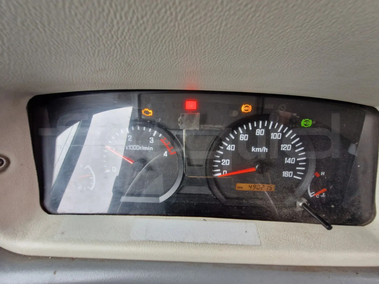 Isuzu Novo - Turistbuss: bilde 3 Isuzu Novo - Turistbuss: bilde 3