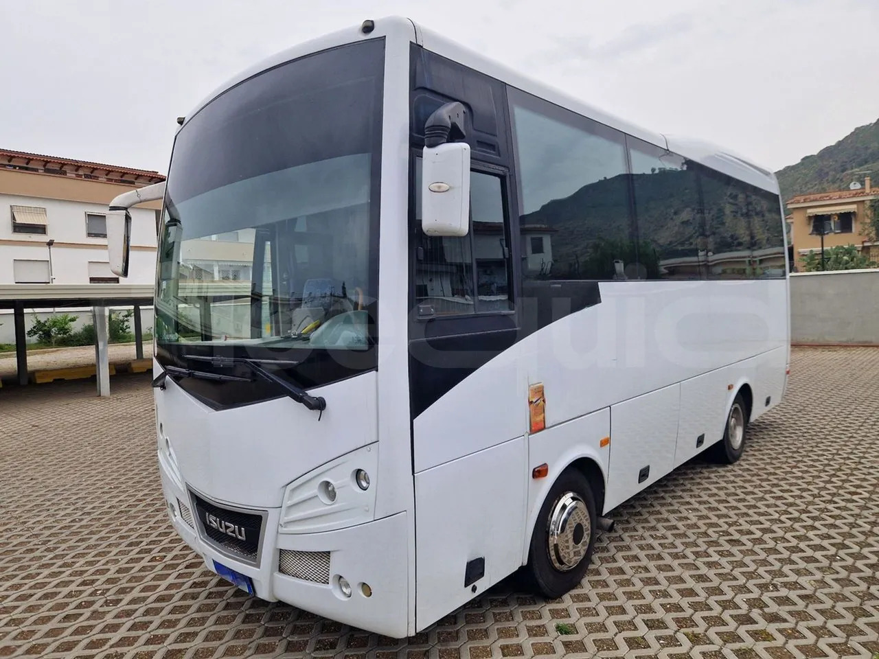 Isuzu Novo - Turistbuss: bilde 4 Isuzu Novo - Turistbuss: bilde 4