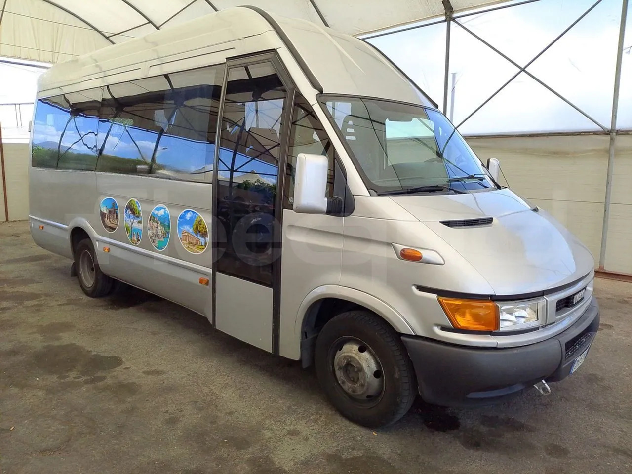 Iveco Daily - Minibuss, Persontransport: bilde 1 Iveco Daily - Minibuss, Persontransport: bilde 1