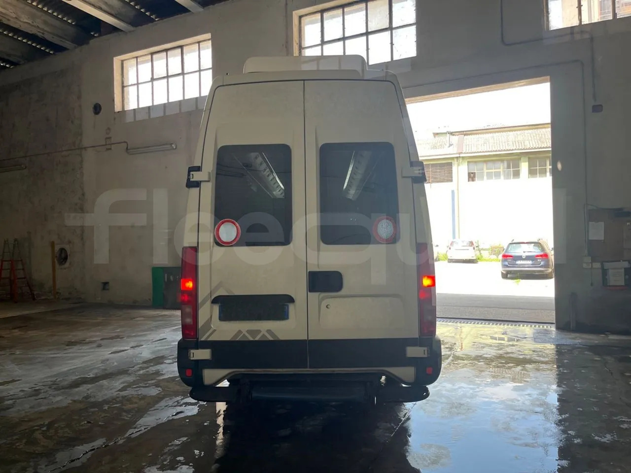 Iveco Daily - Minibuss, Persontransport: bilde 5 Iveco Daily - Minibuss, Persontransport: bilde 5
