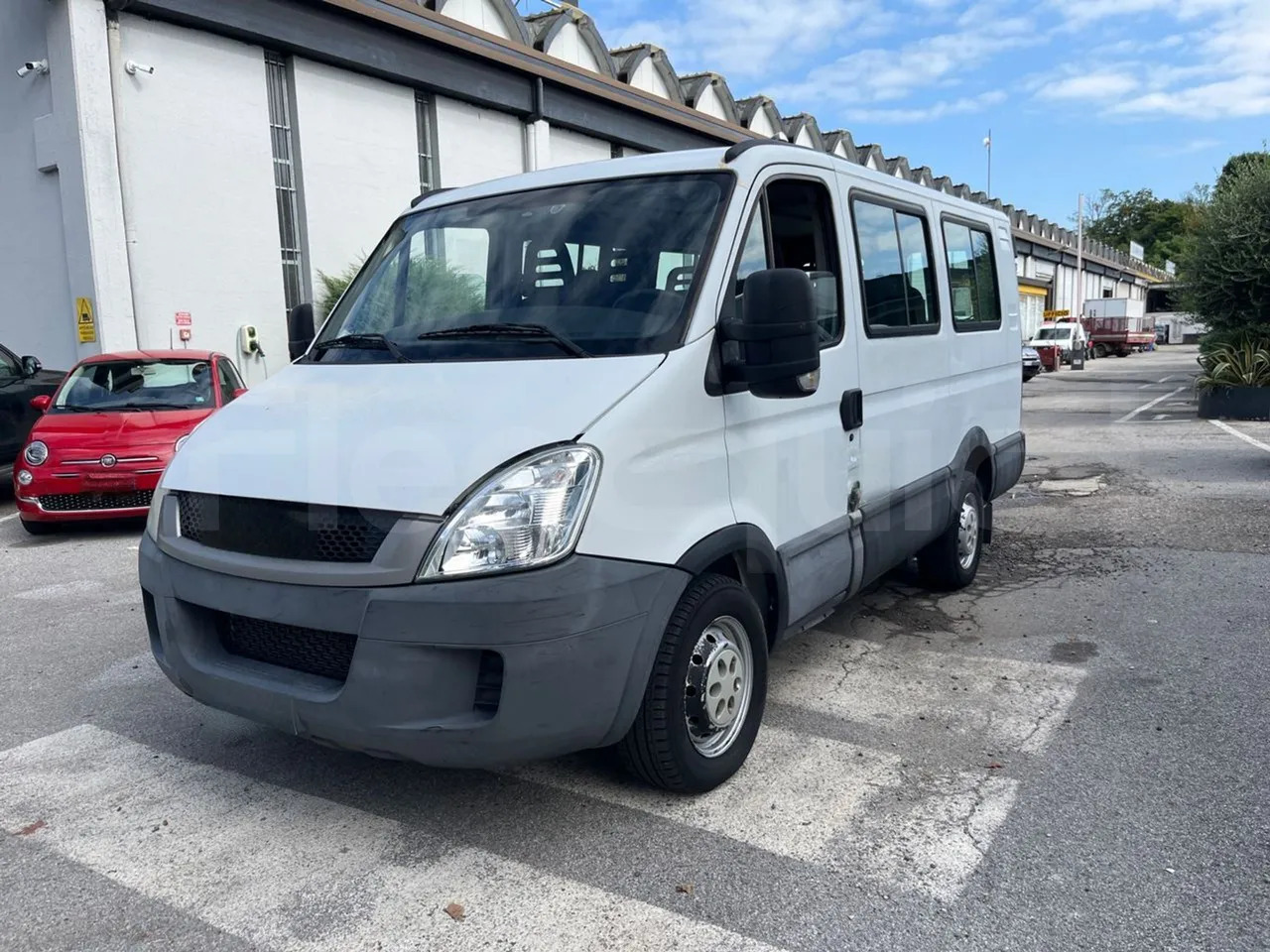 Iveco Daily - Minibuss, Persontransport: bilde 4 Iveco Daily - Minibuss, Persontransport: bilde 4