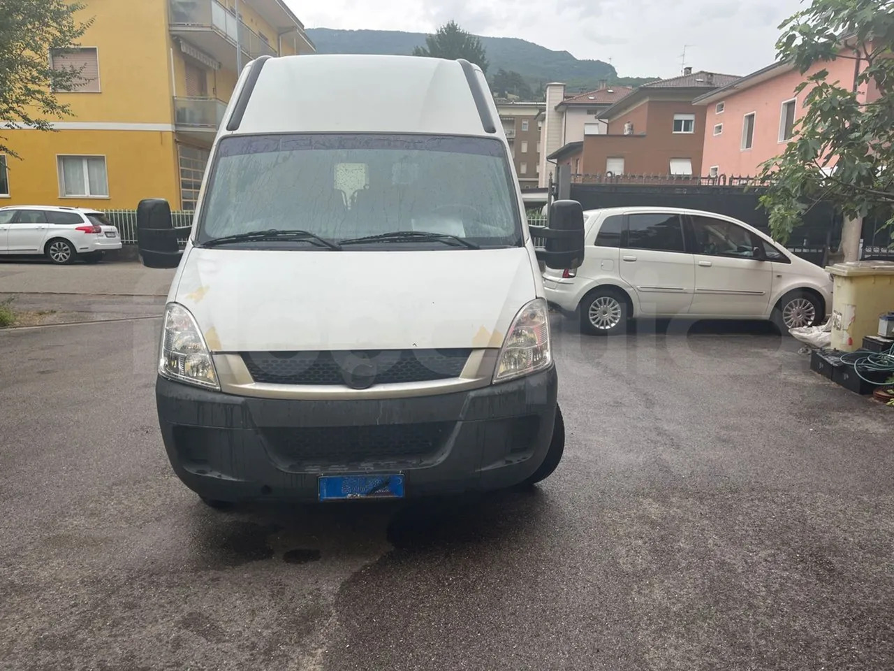 Iveco Daily - Minibuss, Persontransport: bilde 2 Iveco Daily - Minibuss, Persontransport: bilde 2