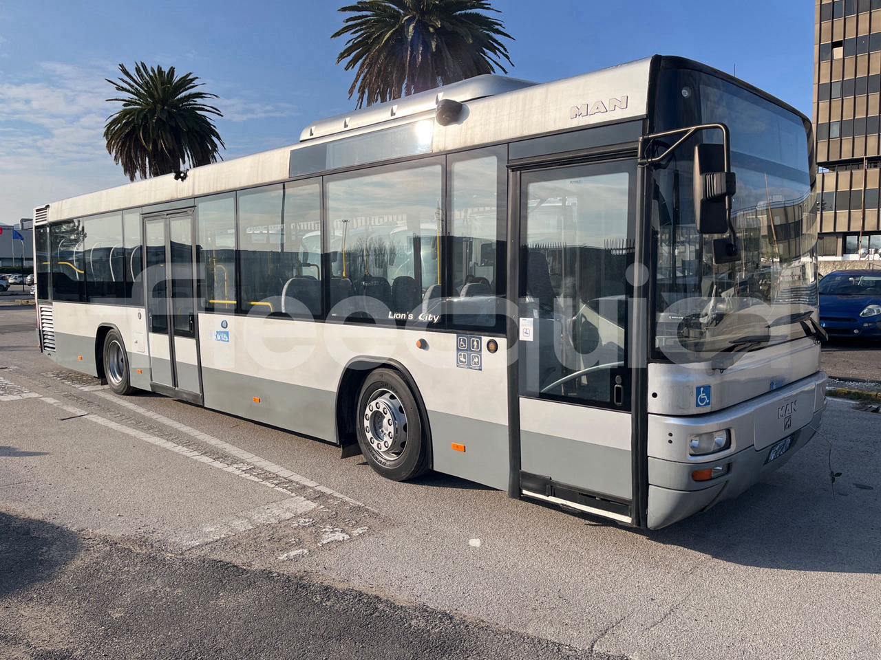 Man Lion's Classic - Bybuss: bilde 1 Man Lion's Classic - Bybuss: bilde 1