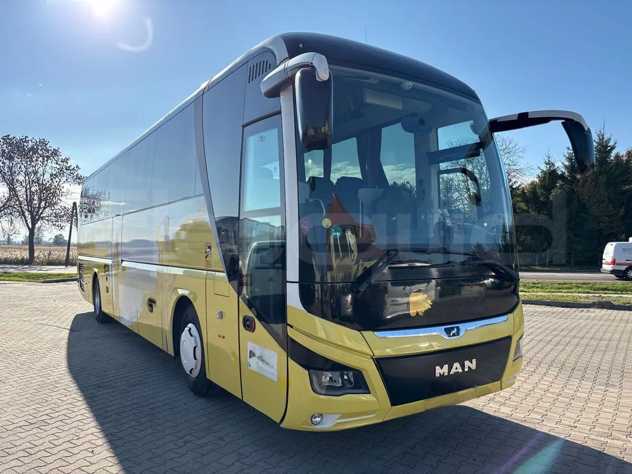 Man Lion's Coach - Turistbuss: bilde 1 Man Lion's Coach - Turistbuss: bilde 1